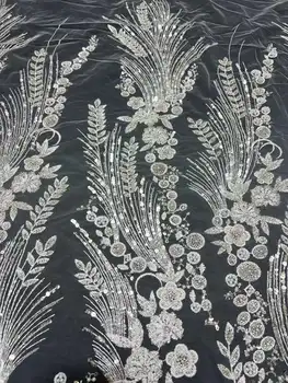Bijela teška dizajn, kristalne šljokice s perle, biseri, vez, čipka, francuski tkanine, pređe, tkanina za večernje haljine.Vjenčanje college